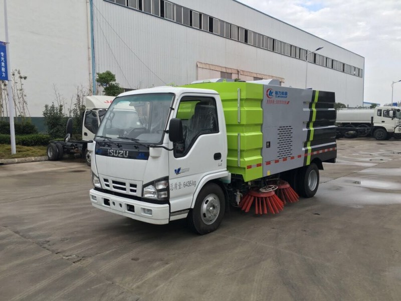 五十鈴3360掃路車圖片