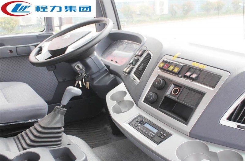 重汽斯太爾后雙橋灑水車（18-22方）