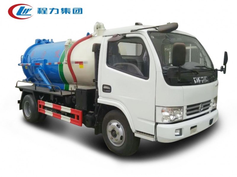 東風(fēng)多利卡5方吸污車