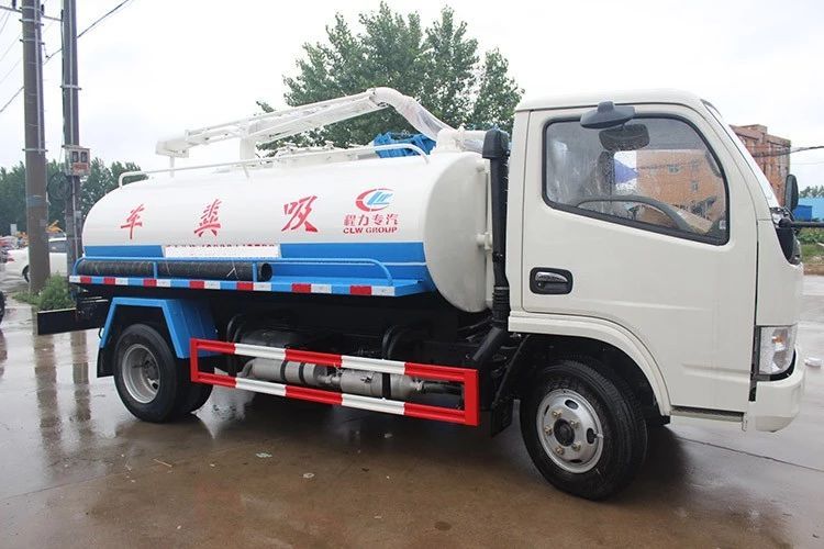 東風小多利卡5方吸糞車