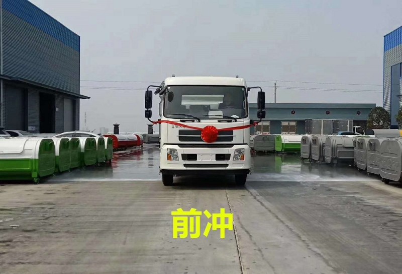 東風(fēng)天錦12方洗掃車