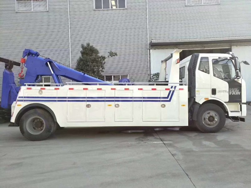 解放單橋拖吊聯體（一托一）清障車