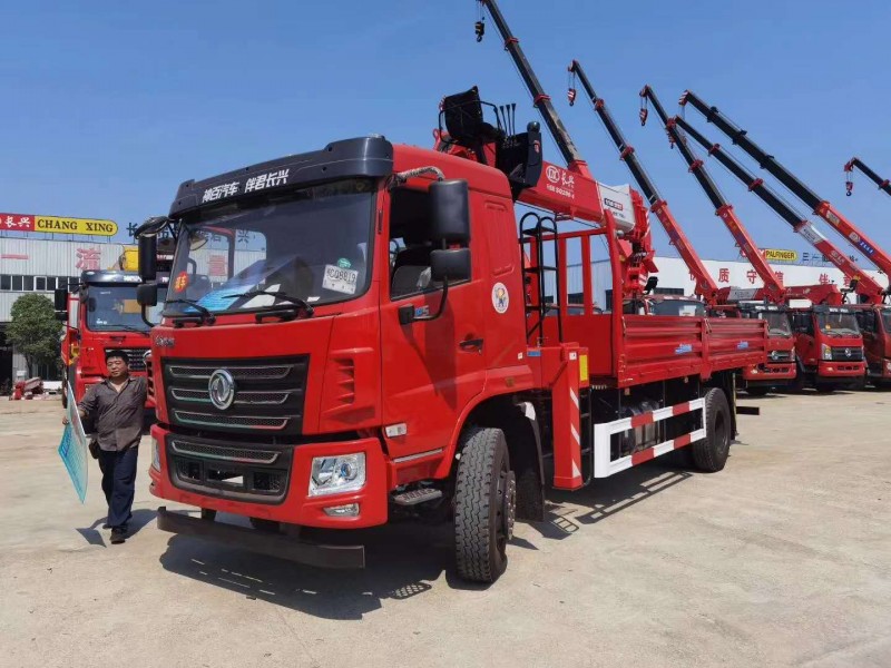 東風(fēng)F5隨車吊