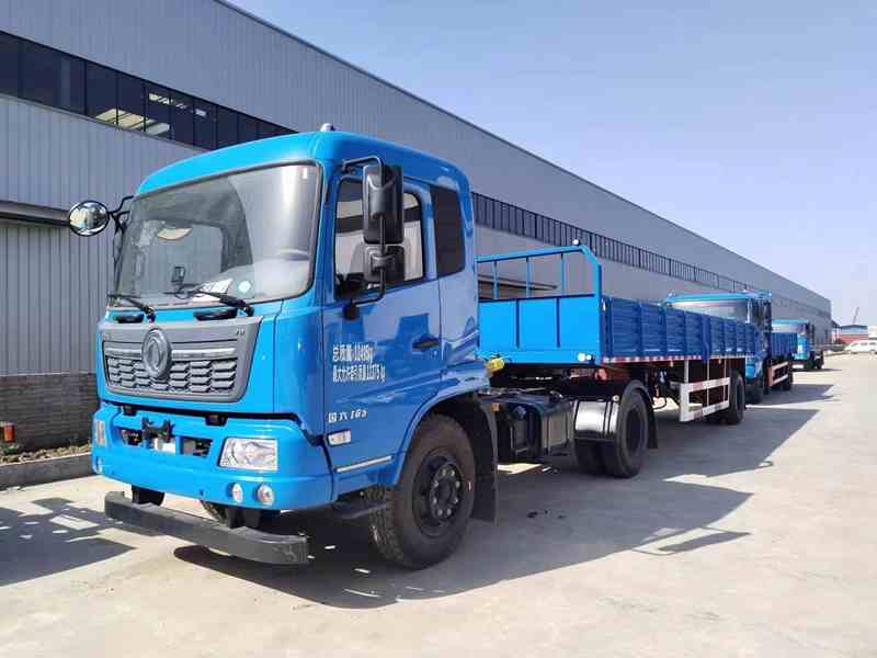 東風(fēng)天錦半掛教練車