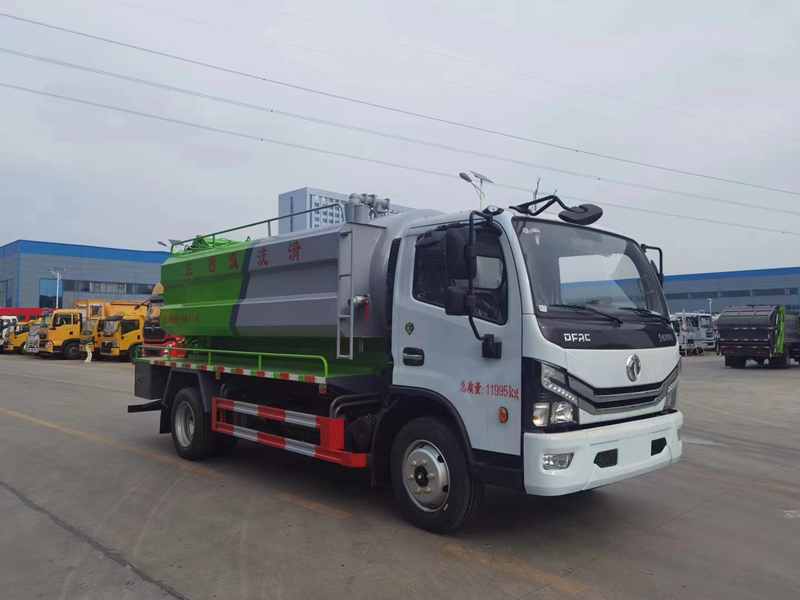 東風大多利卡清洗吸污車（12.5方）